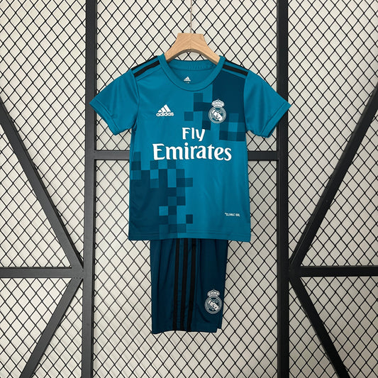 REAL MADRID III 17/18 CHILDREN'S SET (RETRO)